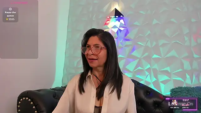 Snapshot of SabinaDeluxe_cg chatting on October 2025 01:25:02 PM SabinaDeluxe cg online show from October 2025 01:25:02 PM