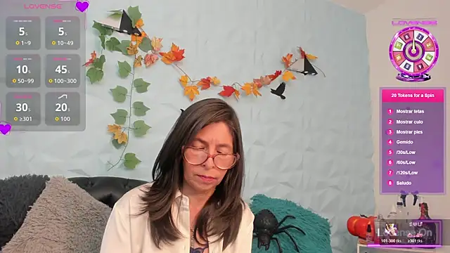 Snapshot of SabinaDeluxe_cg chatting on October 2025 07:29:02 PM SabinaDeluxe cg online show from October 2025 07:29:02 PM