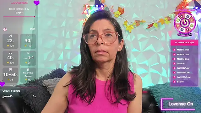 Snapshot of SabinaDeluxe_cg chatting on November 2025 12:44:01 AM SabinaDeluxe cg online show from November 2025 12:44:01 AM