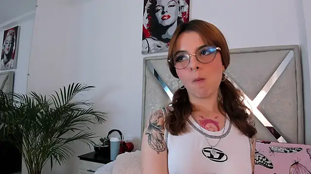 Snapshot of abby_jones2 chatting on February 2026 03:03:02 AM abby jones2 online show from February 2026 03:03:02 AM