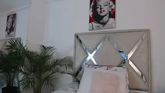 Snapshot of abby_jones2 chatting on March 2026 04:18:01 AM abby jones2 online show from March 2026 04:18:01 AM