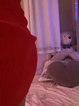 Snapshot of TayllorSweet_ chatting on March 2026 12:28:02 AM TayllorSweet online show from March 2026 12:28:02 AM