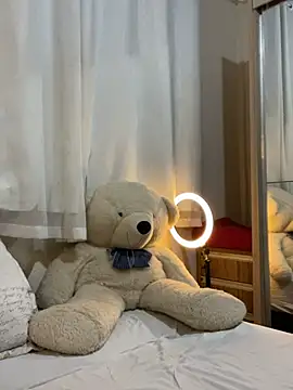 TayllorSweet  online show from May 2026 11:44:01 PM