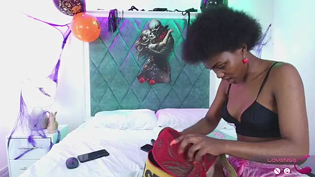 Asha zuri and adam online show from October 2025 12:39:02 PM