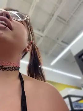 moan4mona online show from June 2026 03:35:02 PM