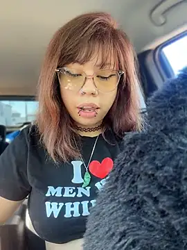 moan4mona online show from June 2026 03:16:01 PM