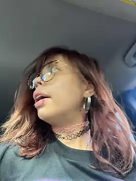moan4mona online show from July 2026 03:05:02 PM
