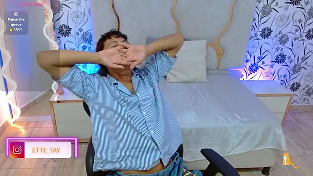 Snapshot of Ette_tay chatting on September 2025 02:37:02 AM Ette tay online show from September 2025 02:37:02 AM