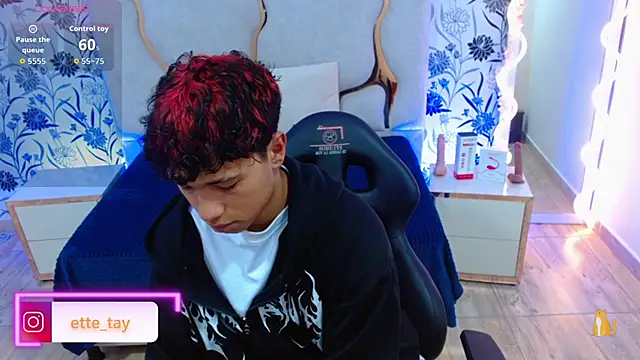 Snapshot of Ette_tay chatting on October 2025 03:04:01 AM Ette tay online show from October 2025 03:04:01 AM