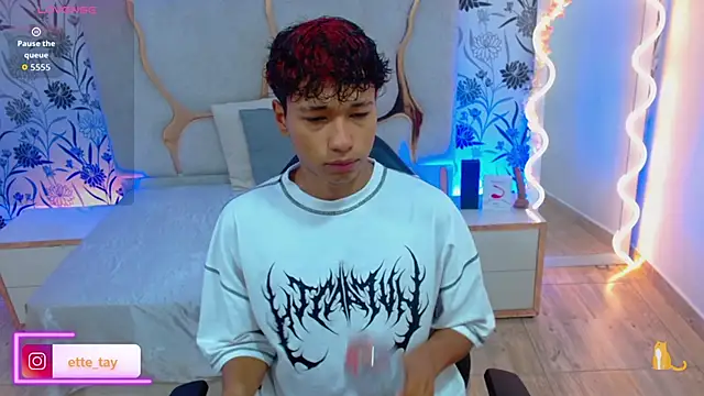 Snapshot of Ette_tay chatting on October 2025 04:32:01 AM Ette tay online show from October 2025 04:32:01 AM