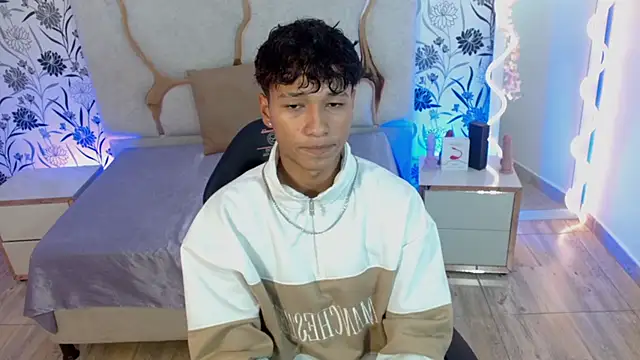 Snapshot of Ette_tay chatting on October 2025 02:56:02 AM Ette tay online show from October 2025 02:56:02 AM