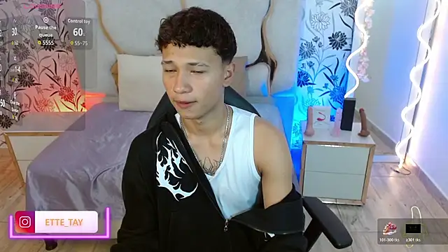 Snapshot of Ette_tay chatting on November 2025 03:06:01 AM Ette tay online show from November 2025 03:06:01 AM