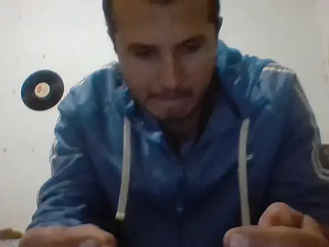 santiii   12 online show from January 2026 11:54:02 PM