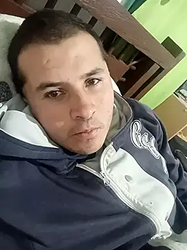 santiii   12 online show from February 2026 03:01:02 AM