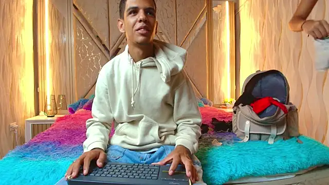 Hotcouple 222 online show from October 2025 07:20:02 AM