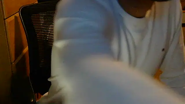 Snapshot of beastontop10 chatting on December 2025 05:49:02 AM beastontop10 online show from December 2025 05:49:02 AM