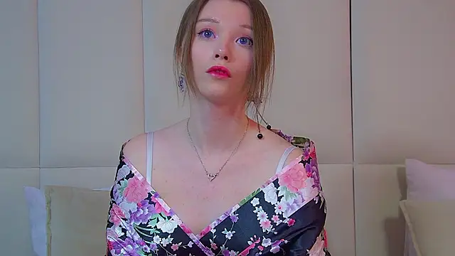 KeiraAsti online show from March 2026 06:19:02 AM