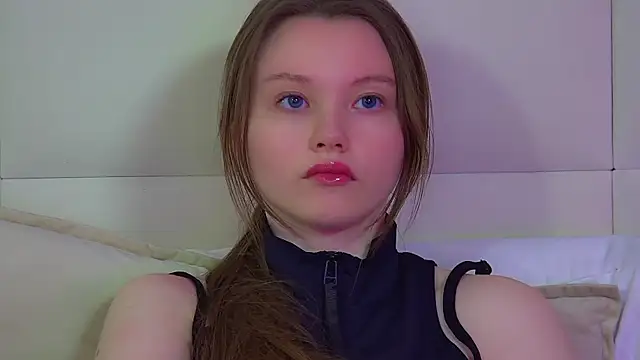 KeiraAsti online show from April 2026 02:27:02 AM