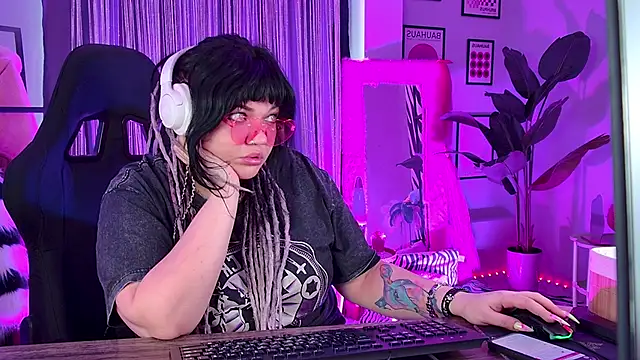 MaryHarrys online show from May 2026 05:23:02 AM