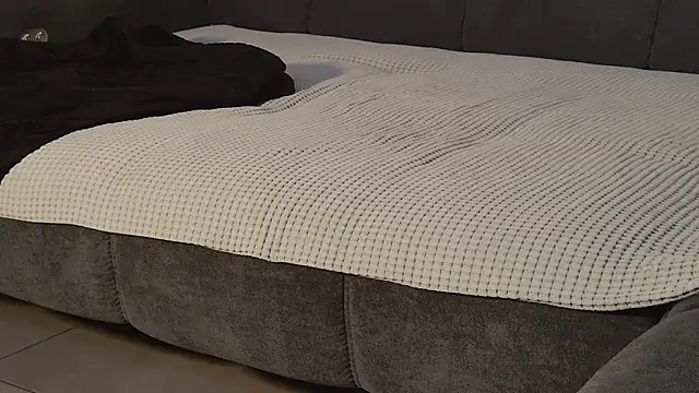 Snapshot of GermanBiHardcore chatting on November 2025 01:44:01 AM GermanBiHardcore online show from November 2025 01:44:01 AM