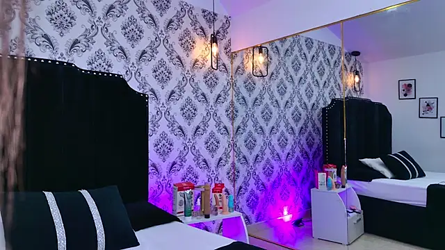 Becca Grims online show from February 2026 09:42:01 PM