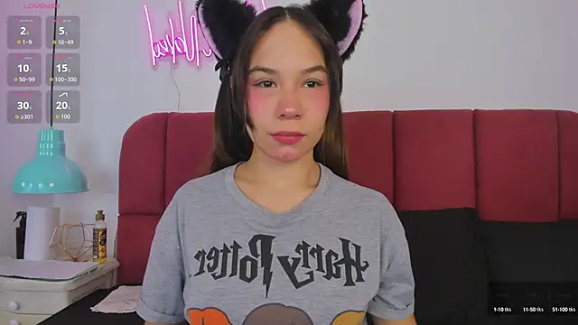 Snapshot of Anne_cox chatting on September 2025 09:42:02 AM Anne cox online show from September 2025 09:42:02 AM