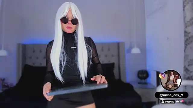 Snapshot of Anne_cox chatting on November 2025 02:21:02 PM Anne cox online show from November 2025 02:21:02 PM