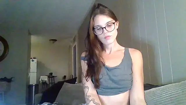 Snapshot of Miss_honey94 chatting on October 2025 10:49:02 AM Miss honey94 online show from October 2025 10:49:02 AM