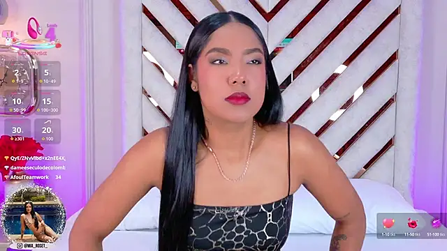 Snapshot of Mia_Roset chatting on October 2025 12:44:02 PM Mia Roset online show from October 2025 12:44:02 PM