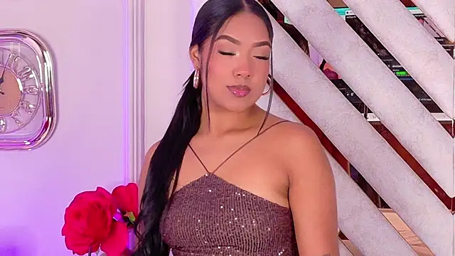 Snapshot of Mia_Roset chatting on October 2025 12:39:01 PM Mia Roset online show from October 2025 12:39:01 PM