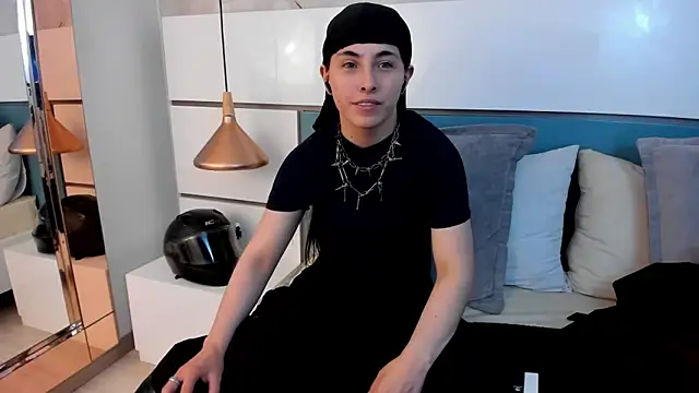 Ashkoreh online show from May 2026 08:39:01 PM