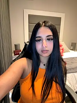 LilMisIndianx online show from November 2025 08:46:02 AM