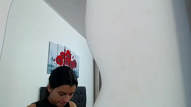 pinky f00x online show from October 2025 08:21:02 PM