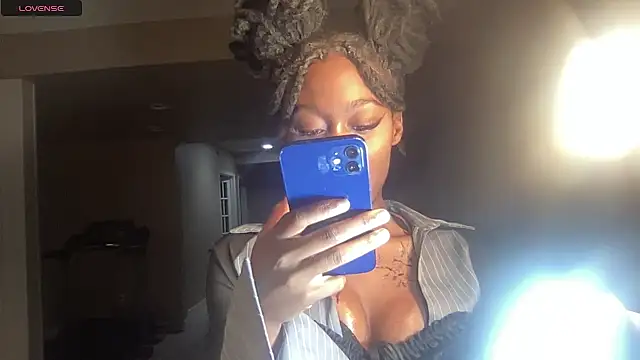 maskedgirl5005 online show from September 2025 12:38:01 AM