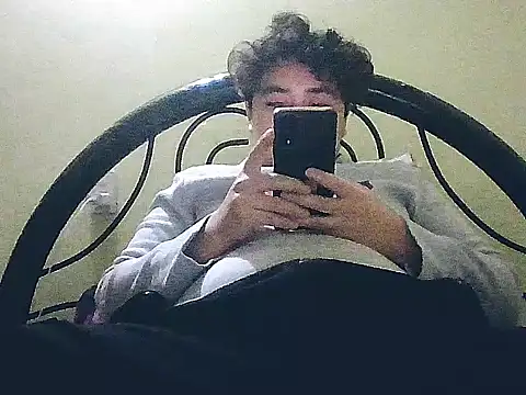 Snapshot of jorgexsuil2hh chatting on November 2025 06:08:02 AM jorgexsuil2hh online show from November 2025 06:08:02 AM