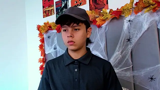 nico leroy online show from October 2025 07:36:02 PM