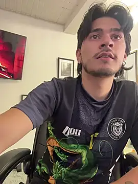 Elian savoy online show from October 2025 12:44:02 AM