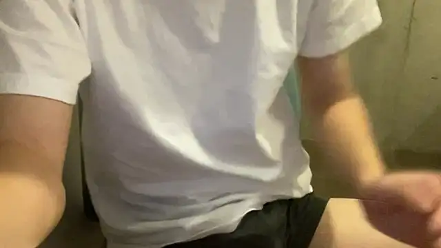 Snapshot of Lotus_boy chatting on November 2025 10:16:02 AM Lotus boy online show from November 2025 10:16:02 AM