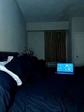 Snapshot of Thickkemzz41 chatting on November 2025 12:32:01 AM Thickkemzz41 online show from November 2025 12:32:01 AM