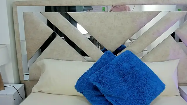 ximena vasquez8 online show from January 2026 03:21:01 AM