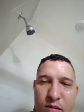 Leannel26 online show from March 2026 12:27:02 AM