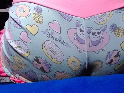 Snapshot of salmaextremeperver chatting on November 2025 10:25:02 AM salmaextremeperver online show from November 2025 10:25:02 AM