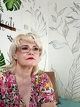 Catty Lady online show from June 2026 06:50:01 PM