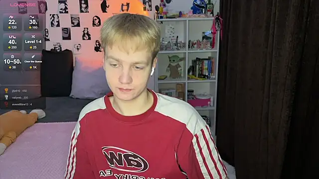 Snapshot of olivertasty chatting on November 2025 01:55:01 PM olivertasty online show from November 2025 01:55:01 PM