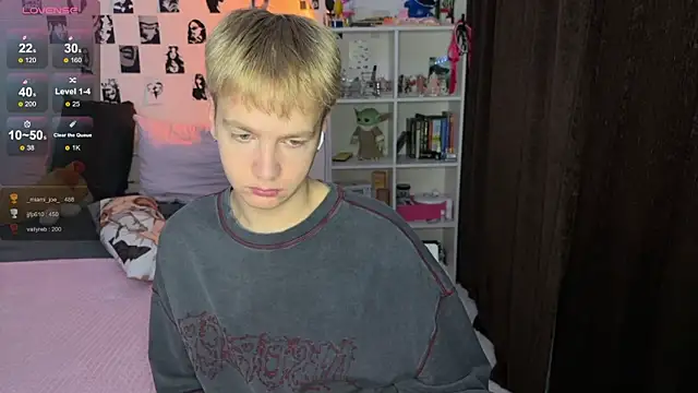 Snapshot of olivertasty chatting on November 2025 11:54:01 AM olivertasty online show from November 2025 11:54:01 AM