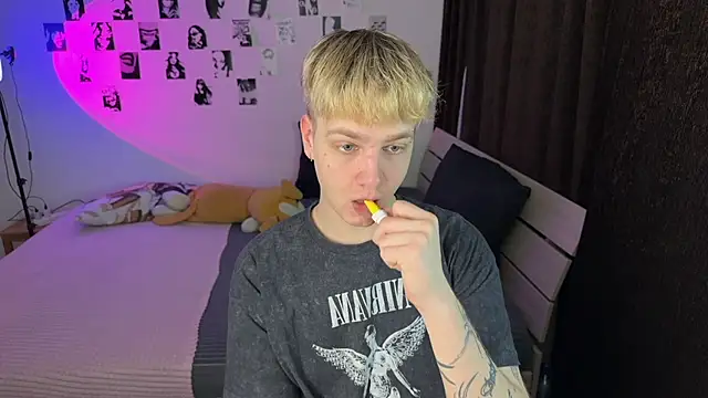 Snapshot of olivertasty chatting on January 2026 10:53:01 AM olivertasty online show from January 2026 10:53:01 AM