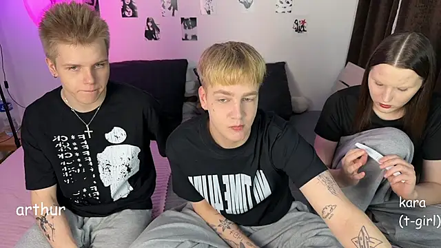 Snapshot of olivertasty chatting on January 2026 07:51:02 PM olivertasty online show from January 2026 07:51:02 PM