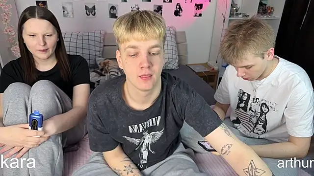 Snapshot of olivertasty chatting on February 2026 04:46:02 PM olivertasty online show from February 2026 04:46:02 PM