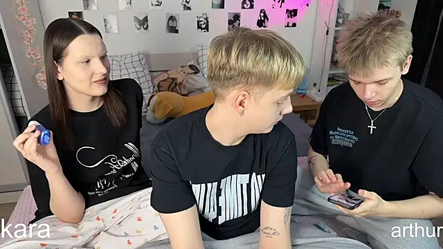 Snapshot of olivertasty chatting on February 2026 07:40:01 PM olivertasty online show from February 2026 07:40:01 PM