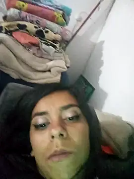 Snapshot of SharonDustLove chatting on October 2025 02:47:02 AM SharonDustLove online show from October 2025 02:47:02 AM